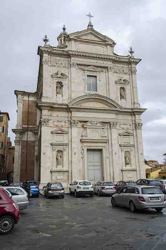 25 - Italia - Siena - plaza Provenzano